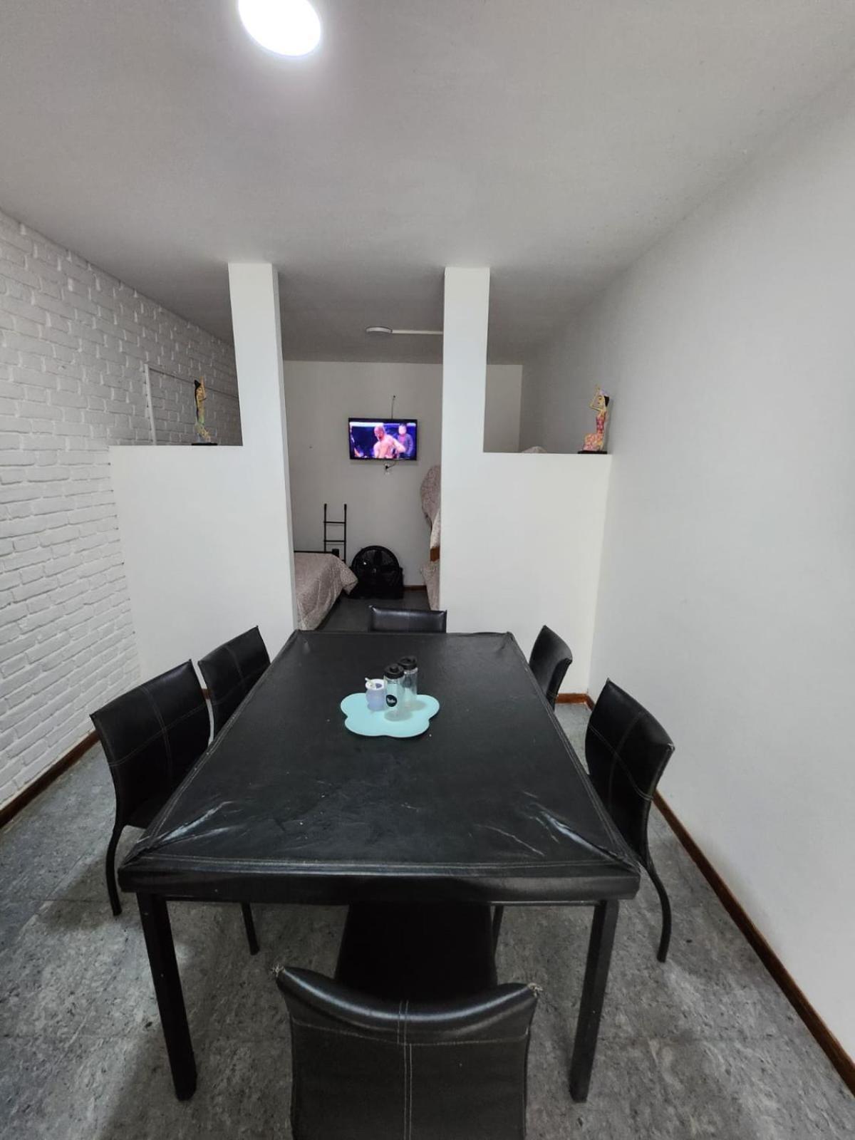 Appartamento Departamento Ubicadisimo Calle Chile Con Estacionamiento Incluido Capital Mendoza 2 Esterno foto