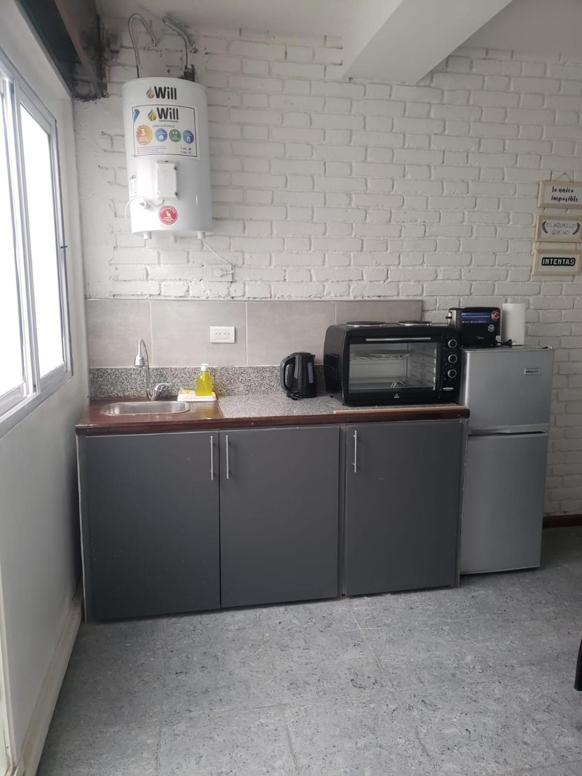 Appartamento Departamento Ubicadisimo Calle Chile Con Estacionamiento Incluido Capital Mendoza 2 Esterno foto